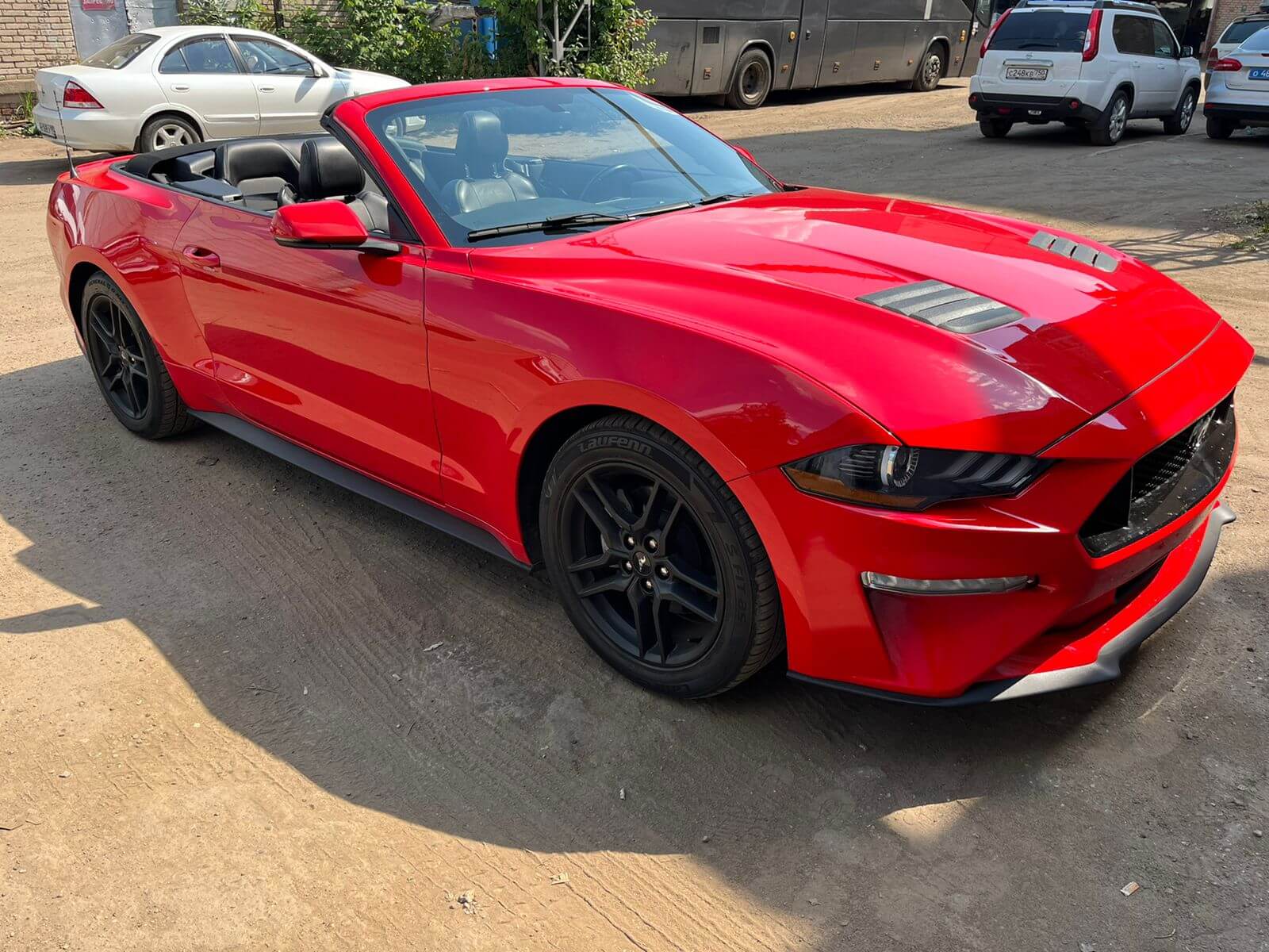 Ford Mustang RED