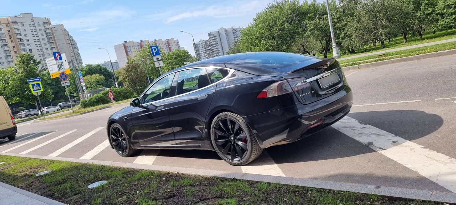 Tesla S P100D